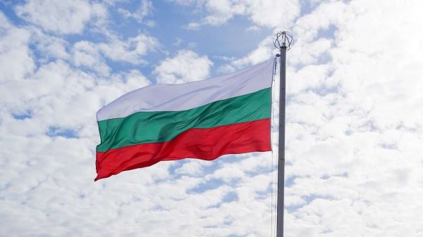 <br />
                    Читатели издания Dir раскритиковали решение Болгарии отказаться от российского газа<br />
                