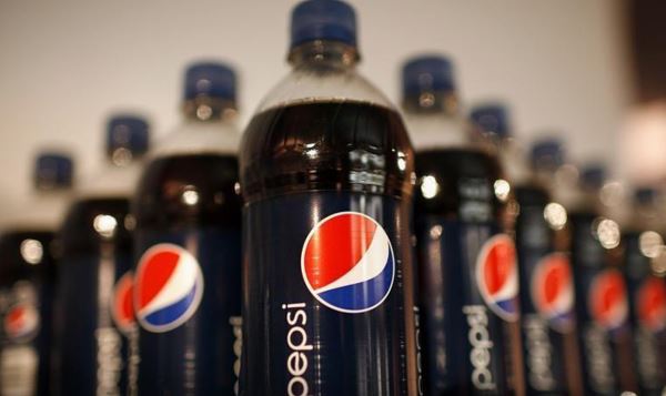 СМИ: PepsiCo начнет выпускать в России замену Pepsi и Mirinda
